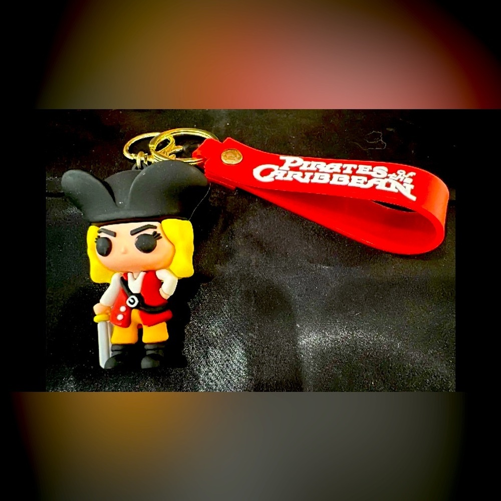 Disney Pirates of the Caribbean female pirate keychain​